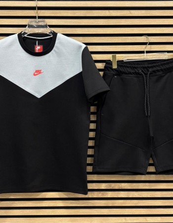 Compleu NK Tech Alb/Negru