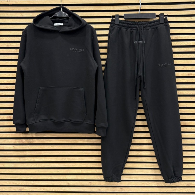 Trening Essentials Black Luxury Collection 